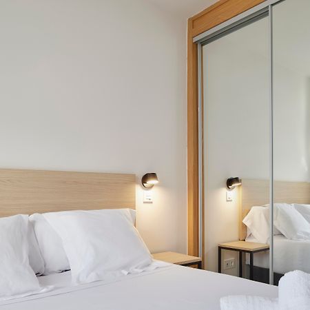 Iraipe Logrono Hotel ภายนอก รูปภาพ