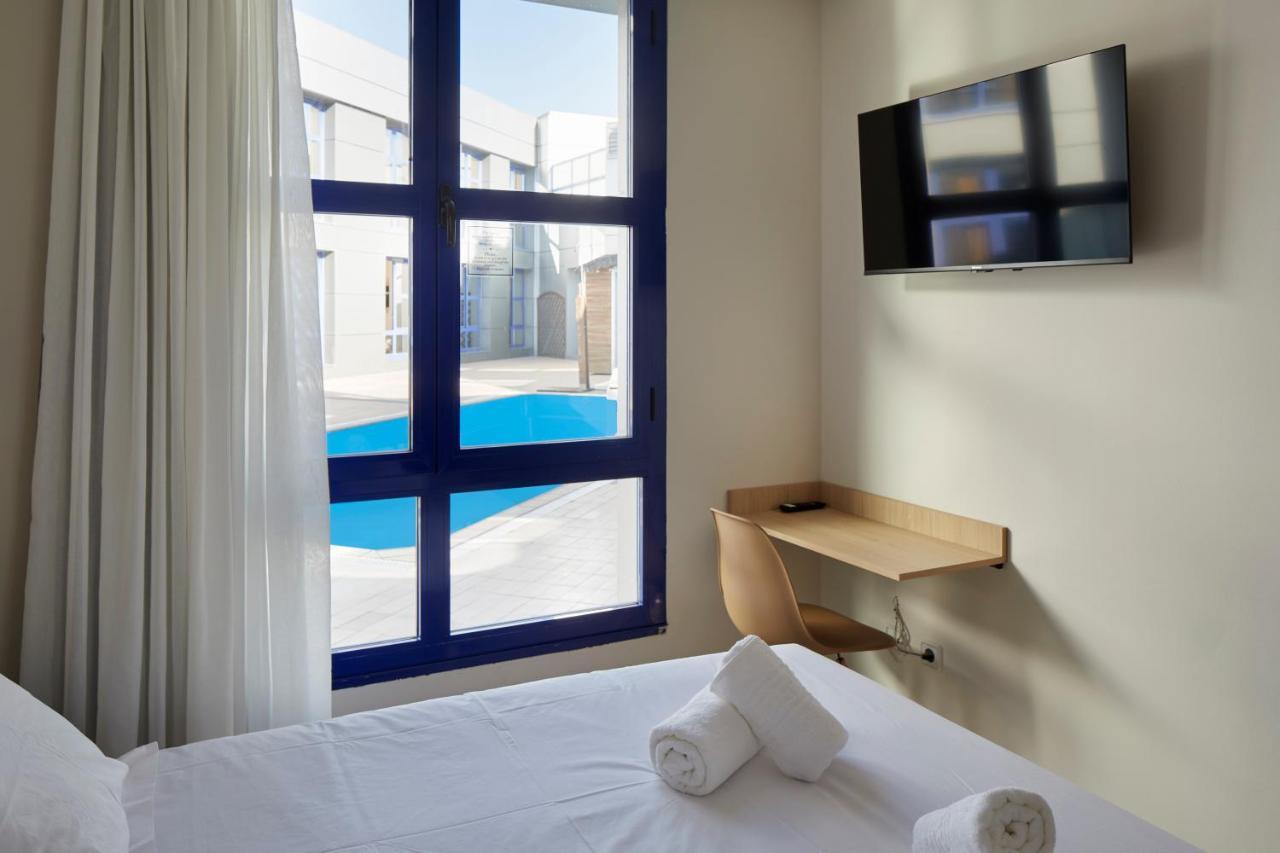 Iraipe Logrono Hotel ภายนอก รูปภาพ