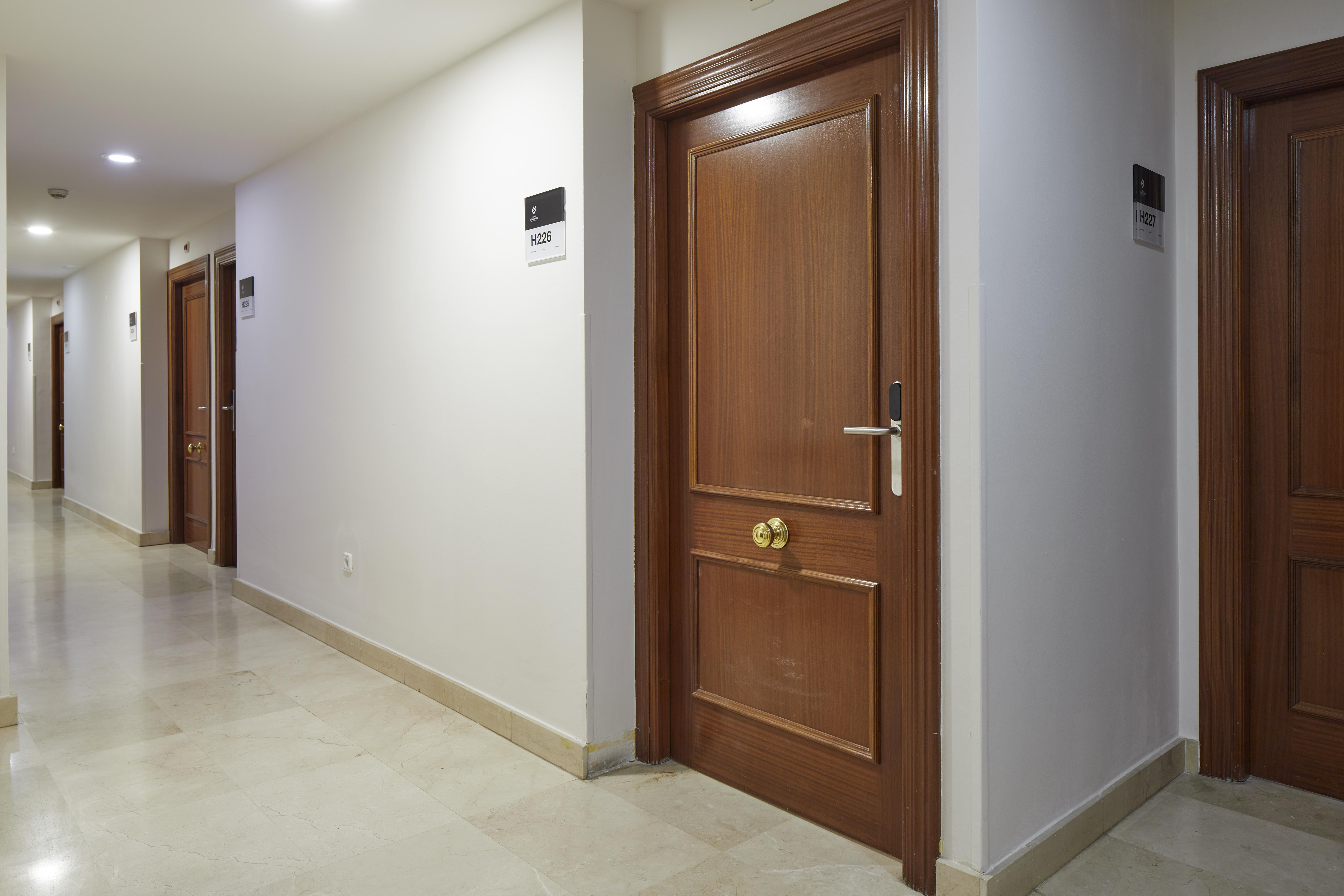 Iraipe Logrono Hotel ภายนอก รูปภาพ