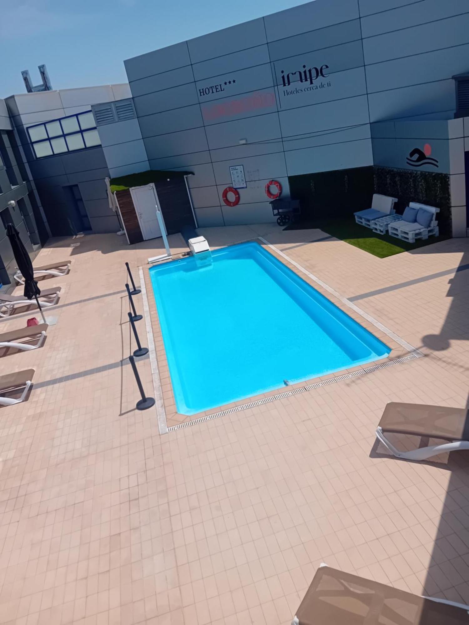 Iraipe Logrono Hotel ภายนอก รูปภาพ